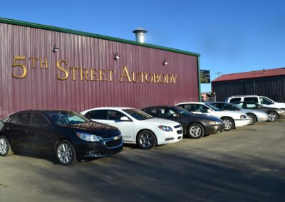 5th St Autobody comapny location